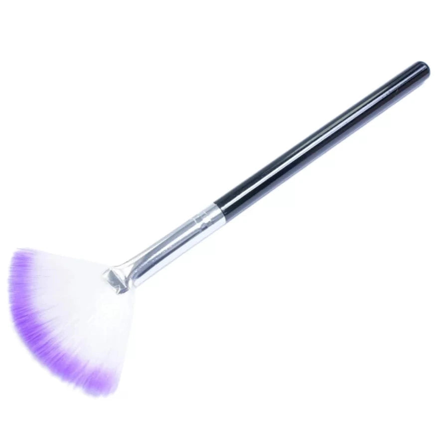 Cosmetic Fan Brush, white